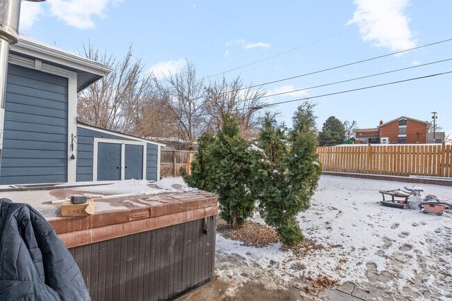Building Photo - Remodelled Home In Large Backyard