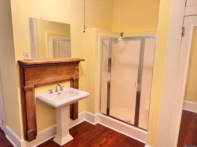 Building Photo - 781 North St