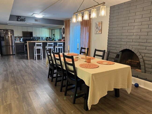 Building Photo - 17046 N 37th Ave