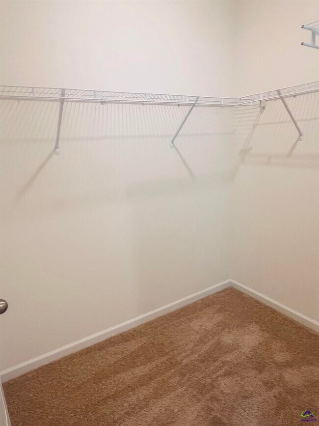 Building Photo - 118 Alton Tucker Sr. Boulevard