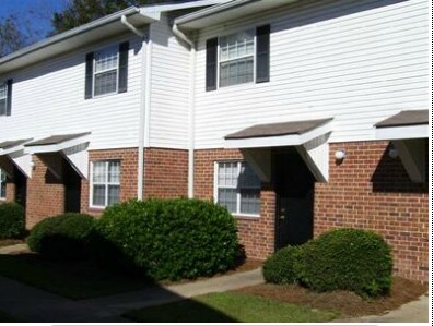 Primary Photo - Heritage Manor Apartments
