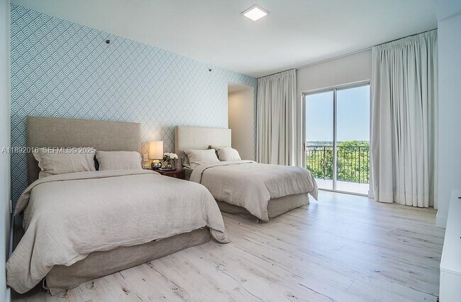 Building Photo - 3500 Island Blvd