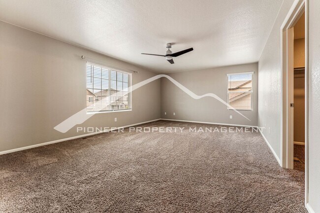 Building Photo - Beautiful Home with Fenced Yard and Central AC