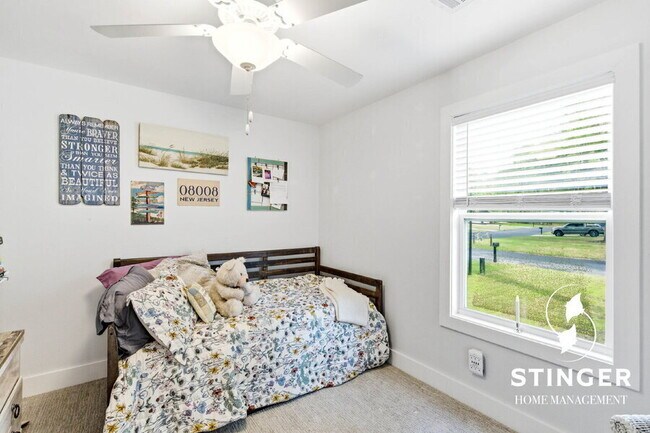 Building Photo - 40 Canopy Ln