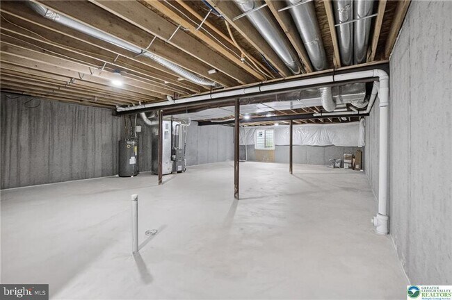 Building Photo - 5127 Dogwood Trail