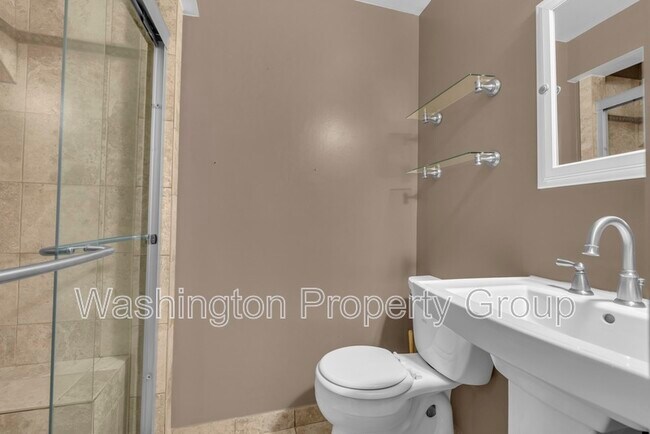 Building Photo - 4702 Declaration Ct