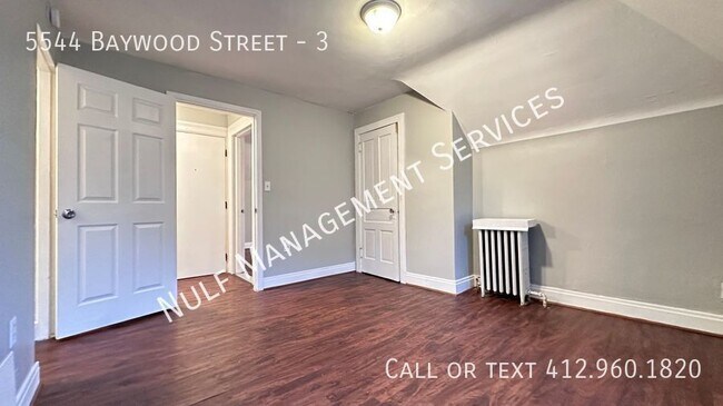 Building Photo - 5544 Baywood St
