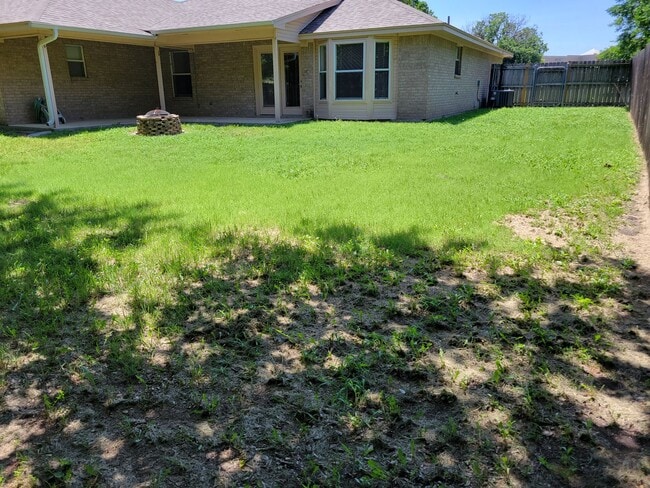 Building Photo - Newly Remodeled 4 BR 2 Bath Next to Harker Heights Community Park!
