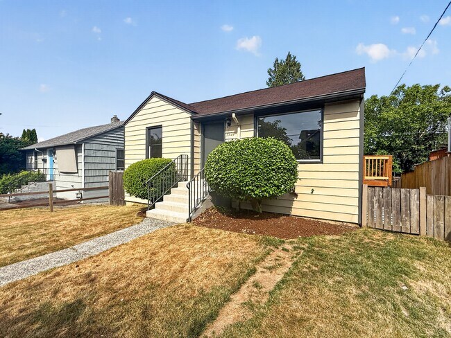 Building Photo - 7924 13th Ave SW