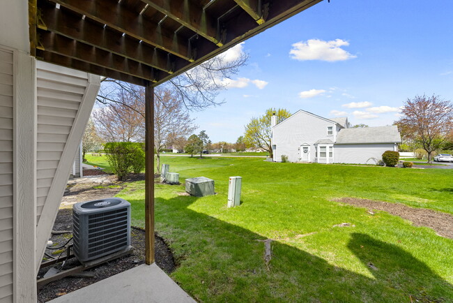 Building Photo - 485 Nicole Dr