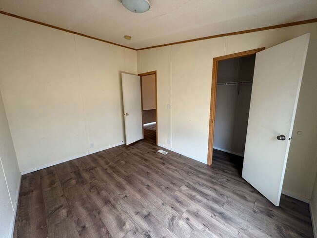 Building Photo - 2703 Olivine St