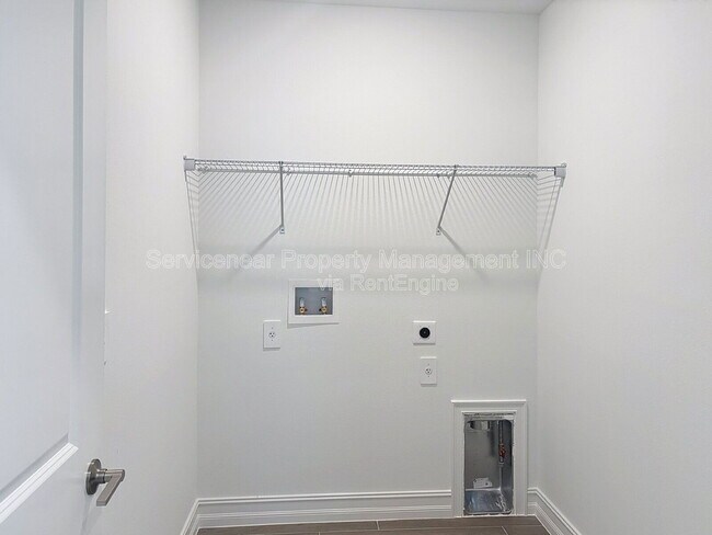 Building Photo - 11807 71st Ave E