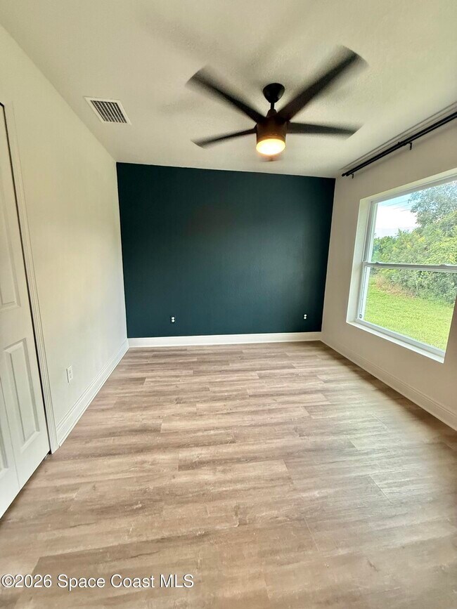 Building Photo - 4255 US-1