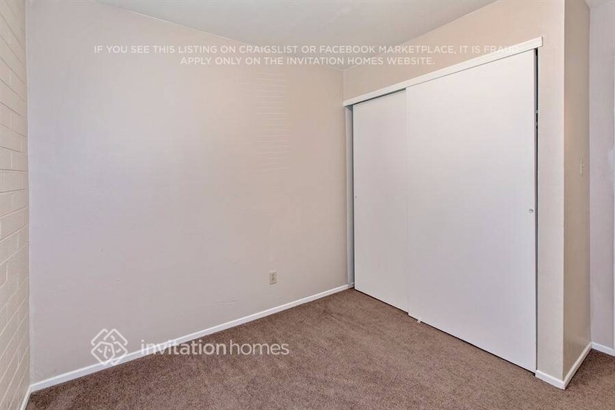Building Photo - 4343 N 49th Dr