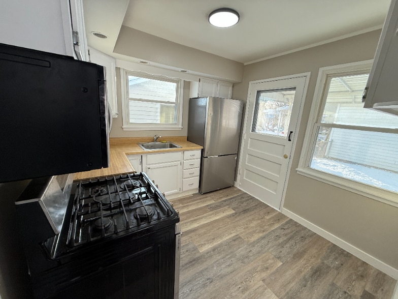 Building Photo - 5326 Rawlings Dr