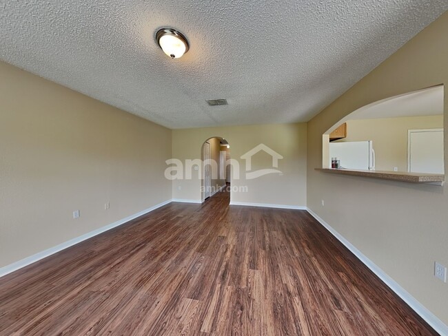 Building Photo - 11331 Ivy Flower Loop