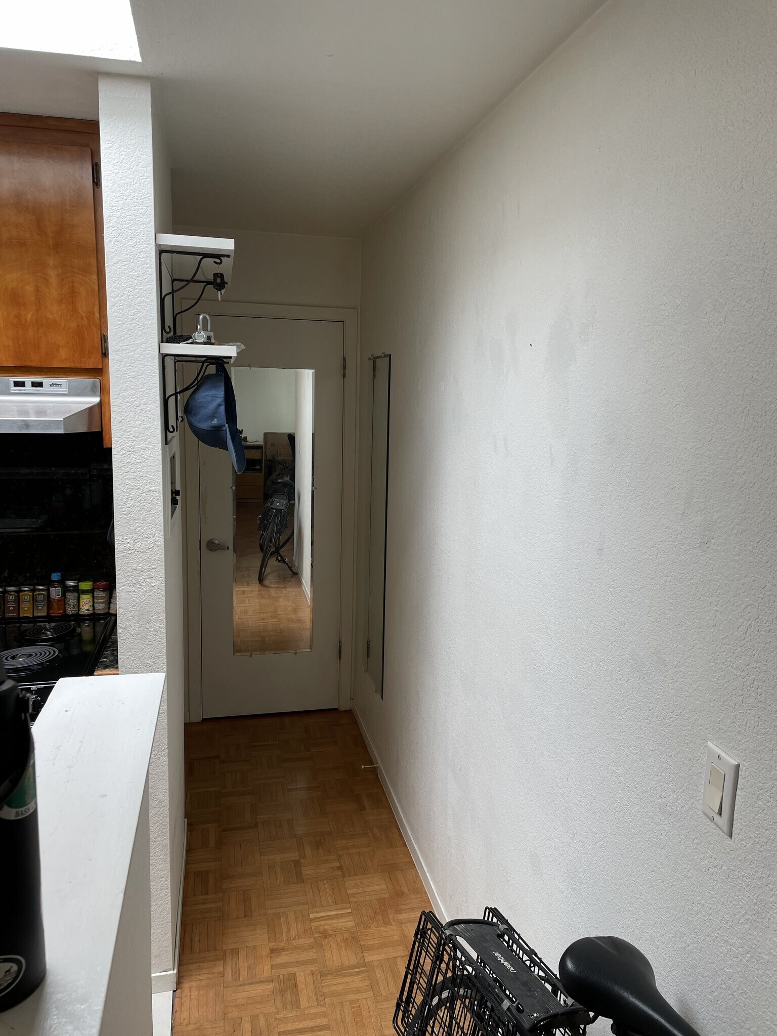 Building Photo - 909 Alvarado Ave