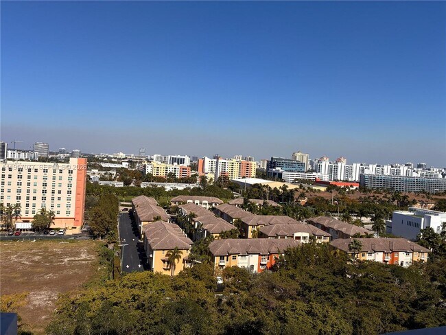 Building Photo - 2780 NE 183rd St