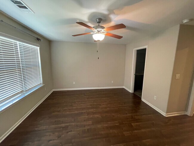 Building Photo - Beautiful Goodlettsville Condo Rental – 2 Bed, 2.5 Bath