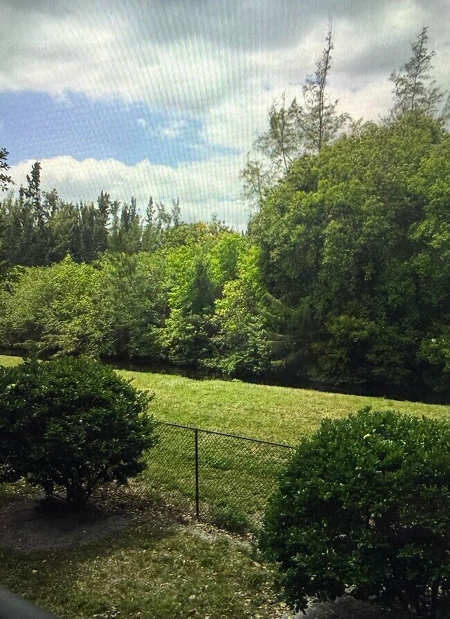 Building Photo - 1661 Balfour Point Dr