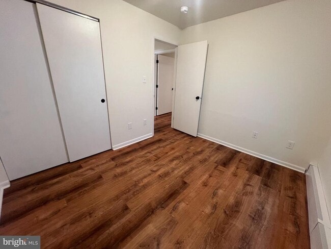 Building Photo - 312 Walnut Ct Way