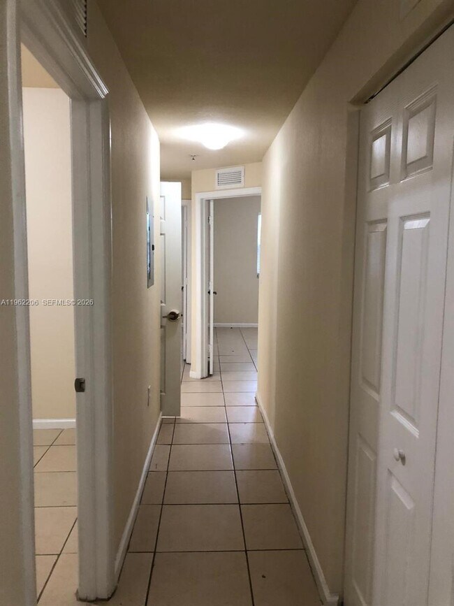 Building Photo - 8960 NW 97th Ave