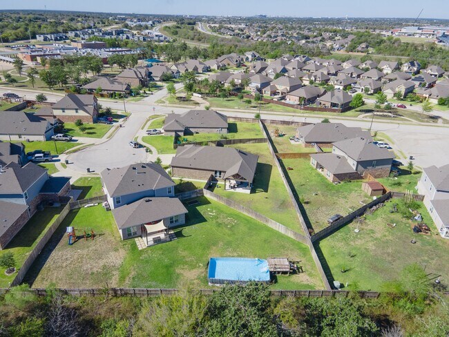 Building Photo - 4105 Gregg Ct