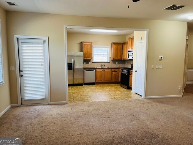 Building Photo - 39 Tahoe Dr