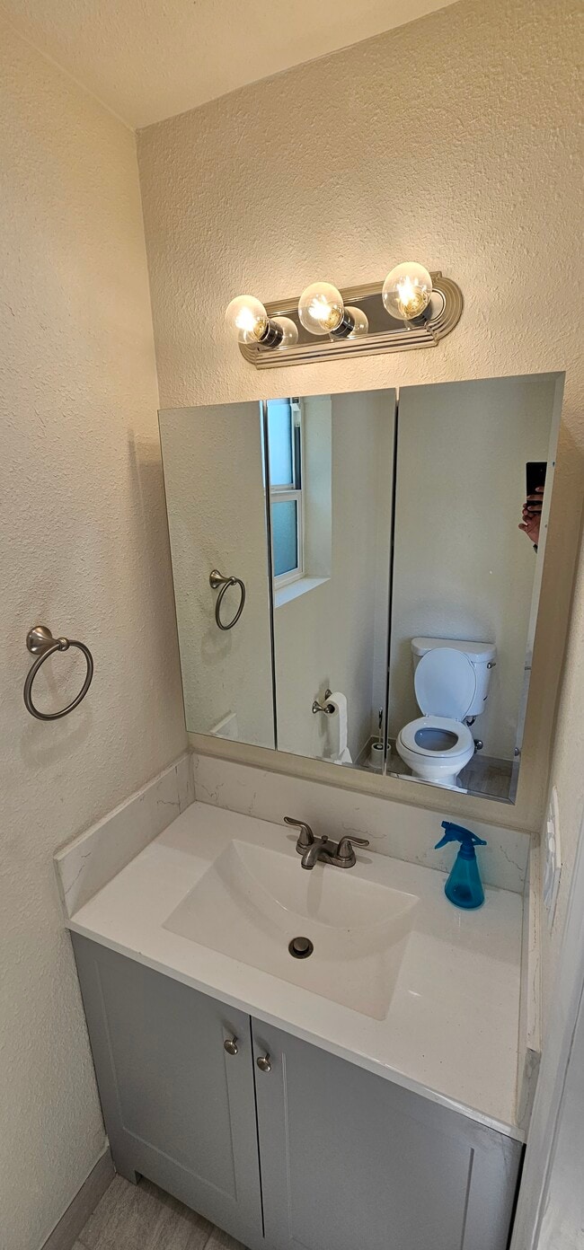 Building Photo - 6201 Jackie Ave