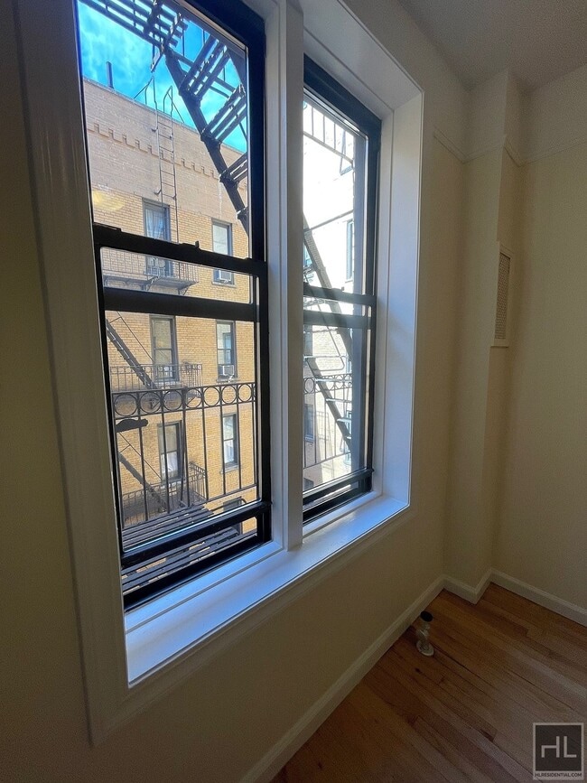 Building Photo - WEST 45 STREET