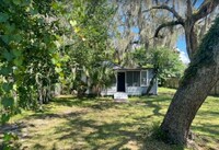 Building Photo - 114 N Chester St