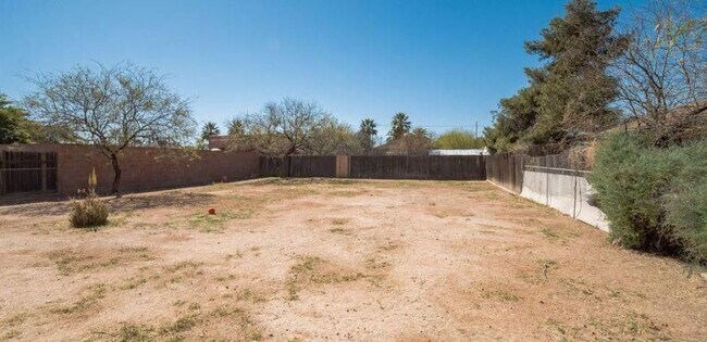 Building Photo - 5720 E Elida St, Tucson, AZ 85712