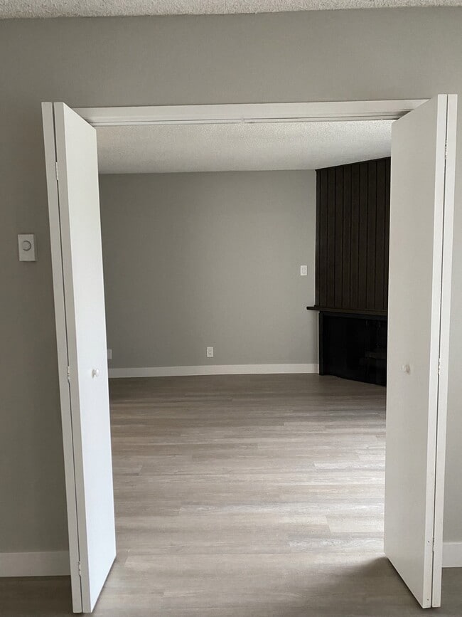 Floorplan - 925 N. Inglewood Ave.