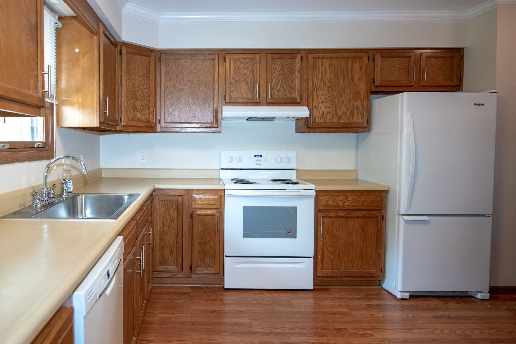 Building Photo - 123 Pierre Pl