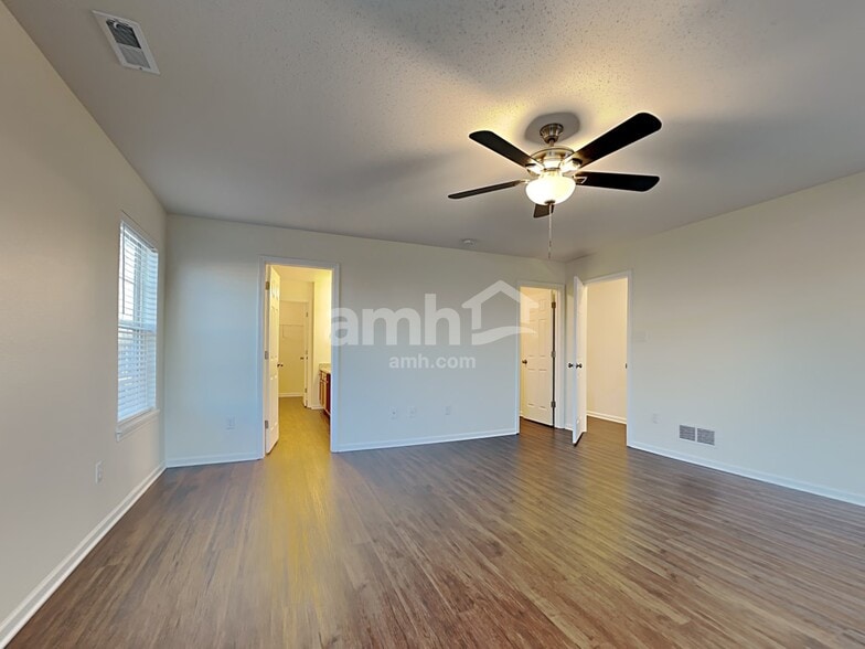 Building Photo - 3525 Firethorn Drive