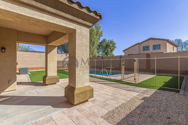 Building Photo - 42281 W Ramirez Dr