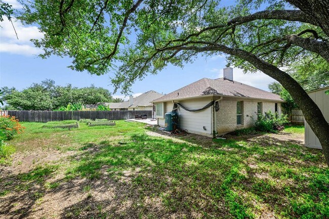 Building Photo - 6006 Barletta Rd