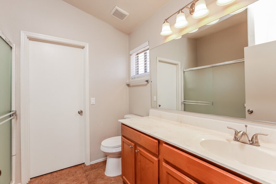 Building Photo - 7769 S Delia Stone Ct