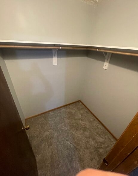 Master Closet - 1626 Prospect St