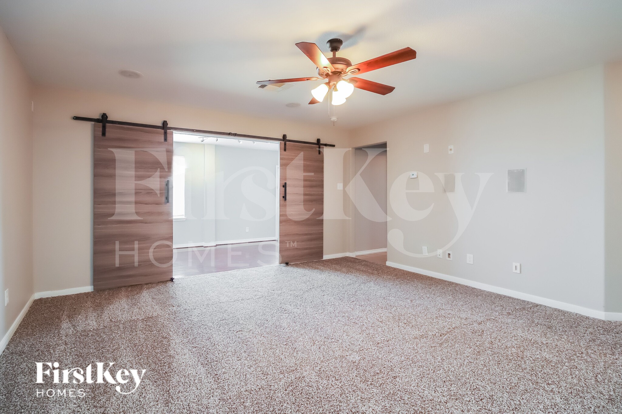 Building Photo - 9518 Peridot Green Dr