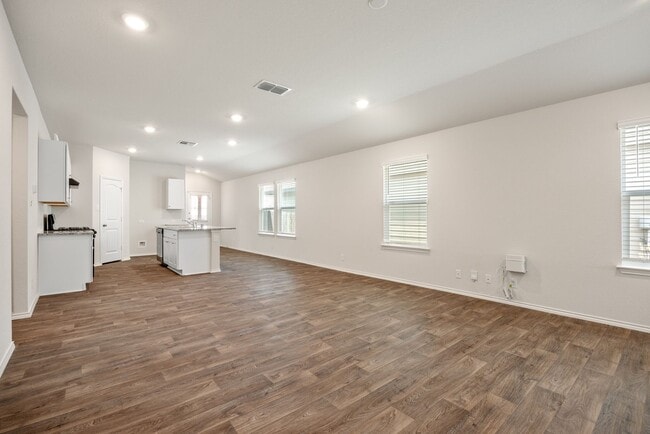 Building Photo - 2 Week Free Move-In Incentive! Modern 3/2 Home | Open Living | Private Primary Suite Retreat