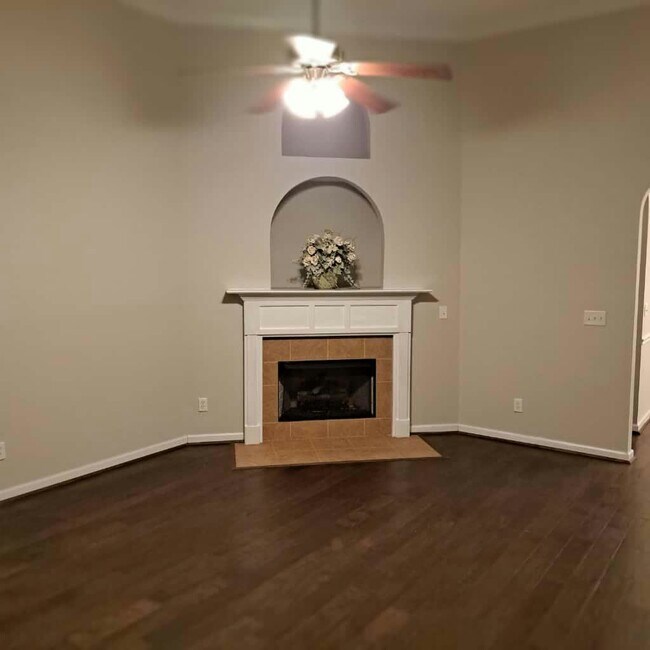 Building Photo - 4479 Flagstone Ln
