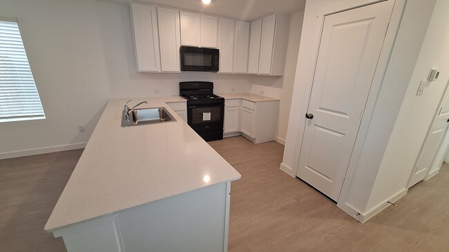 Building Photo - NEWLY BUILT 3 bedroom 2.5 Bath! *1.5 MONTH...