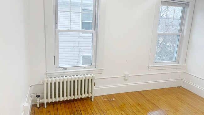 Building Photo - 73-75 Wallingford Ave