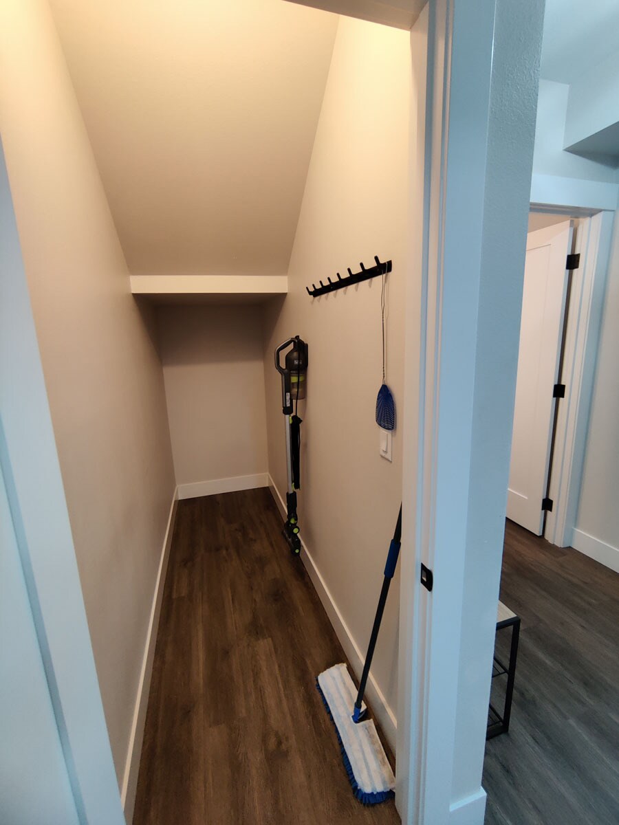 Building Photo - 1205 Fuller St