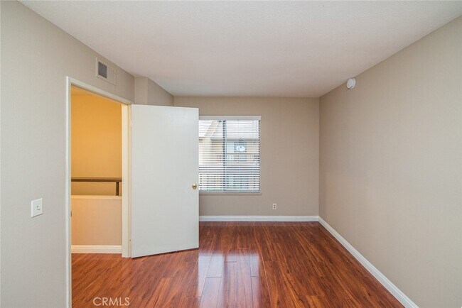 Building Photo - 160 Tangelo-