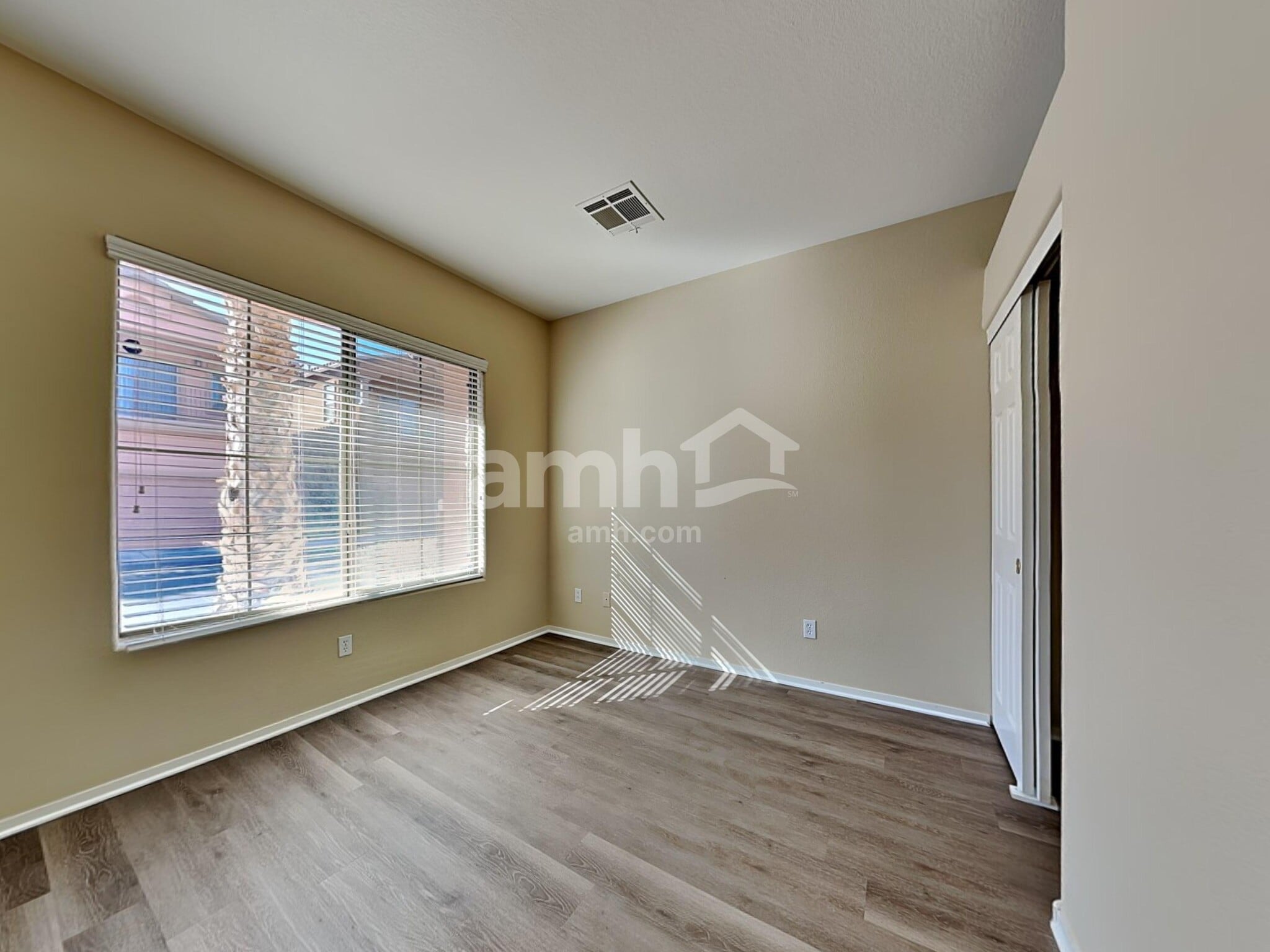 Building Photo - 8288 Amtrak Express Ave