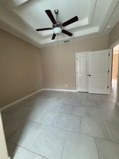 Building Photo - 2713 E Eisenhower Ave