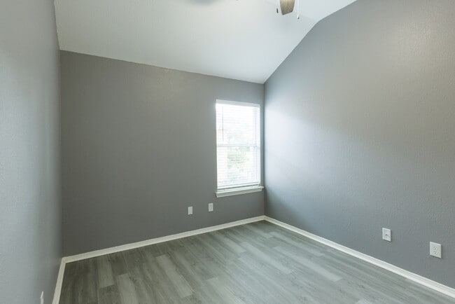 Building Photo - 4831 Chase More Dr