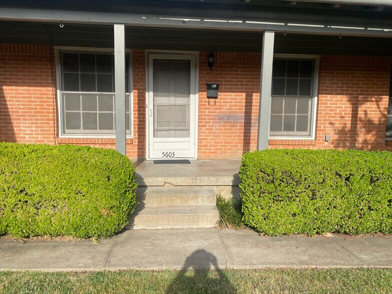 Building Photo - 5603 Winton St